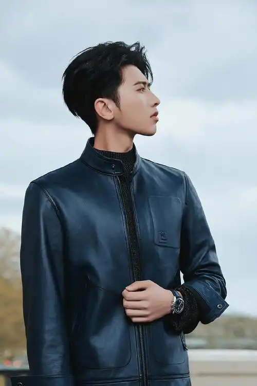 泰格豪雅小cx新图～扒个源图#蔡徐坤代言tagheuer泰格豪雅#蔡徐坤 cxk