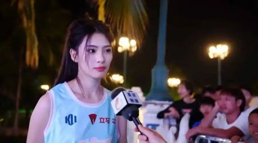 路人王"大动力"杯巅峰女神赛s6在西双版纳举行_比赛_篮球_球员