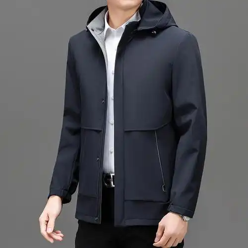 品牌同款2024春季男士商务休闲牛奶丝立领脱卸帽风衣夹克外套时尚