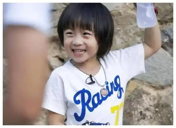 林志颖儿子超越父亲迷人家庭趣事儿长父矮萌萌哒