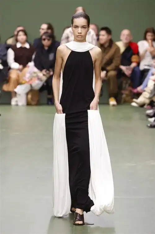 loewe2024秋季高级成衣系列