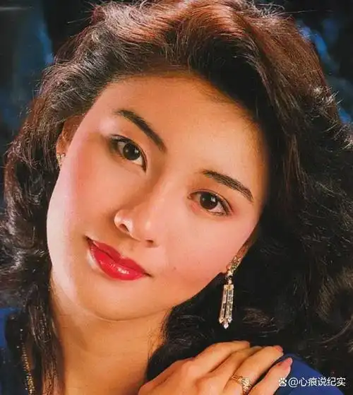 在蛇蝎美人李嘉欣身上我看到了一报还一报