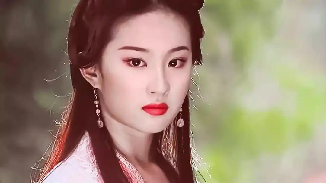 《金粉世家》里娇俏的大小姐白秀珠