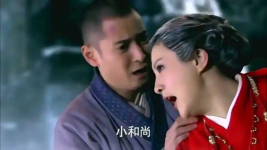 影视天山童姥与李秋水大打出手虚竹见状不妙出手相助