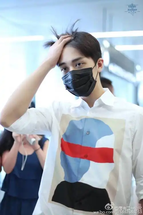 狠可爱 的 许魏洲