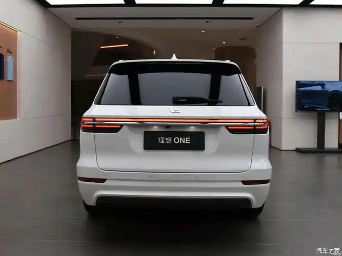 理想one白色的实车咋样啊?