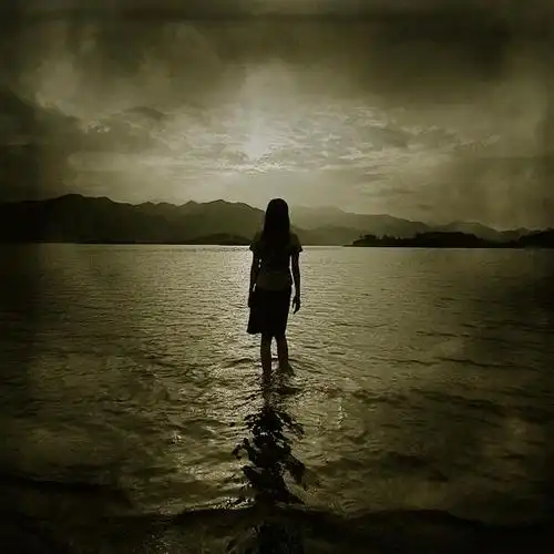 2017,我们一起|一个人的路上享受孤独