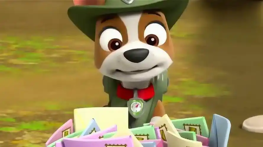 汪汪队小克取下飞到树上的邮件里面却没有送给卡洛斯的礼物