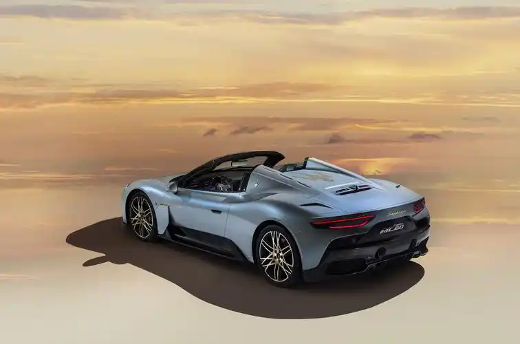 玛莎拉蒂全新mc20 cielo敞篷跑车正式发布