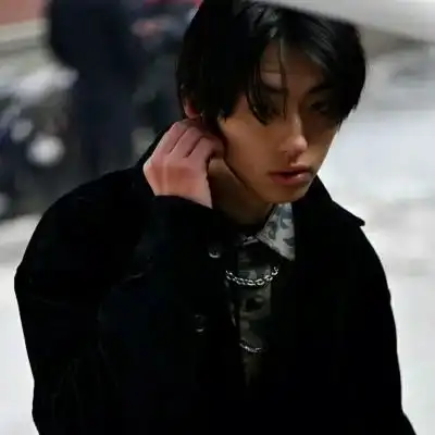 qq头像港风复古男生文艺高清图片