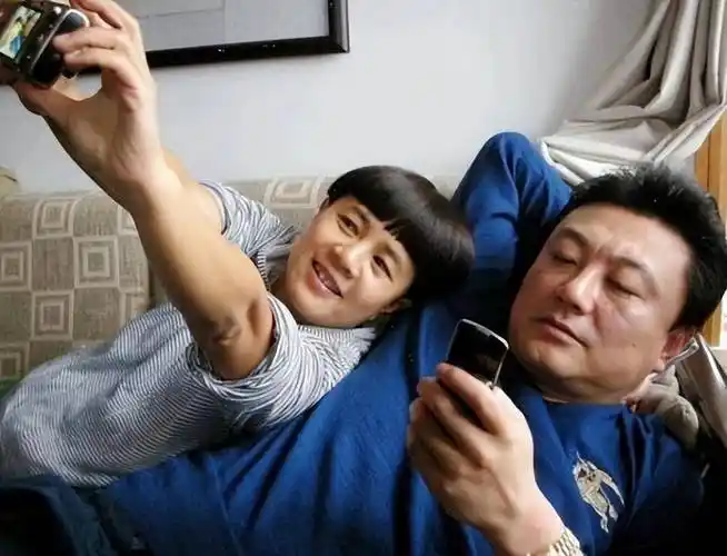 女婿身高1.95米,当初王宁坚决反对_刘青林_刘纯_王逸宸