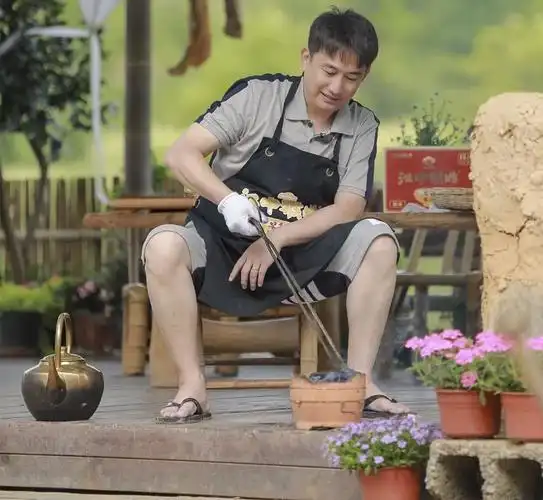 黄磊爱拍照的人会发现生活特别美好