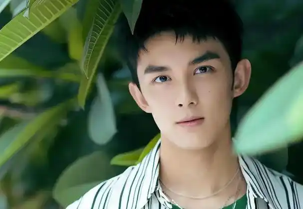 从童星到实力青年演员24岁的吴磊让众人对他刮目相看