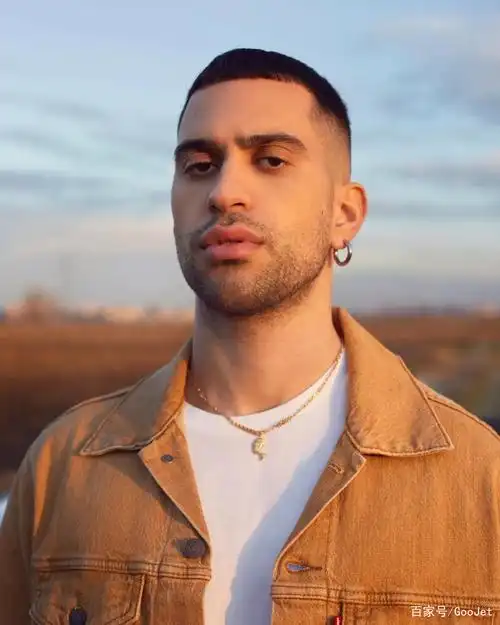 意大利歌手马哈茂德凭借新单曲登上spotify全球排行榜前五名