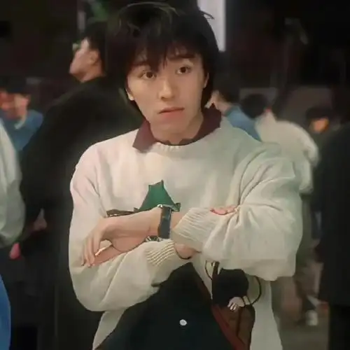 林允晒周星驰年轻时旧照