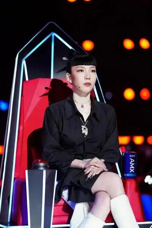 《2021中国好声音》残酷车轮战大戏再开虐,王靖雯失控泪洒舞台