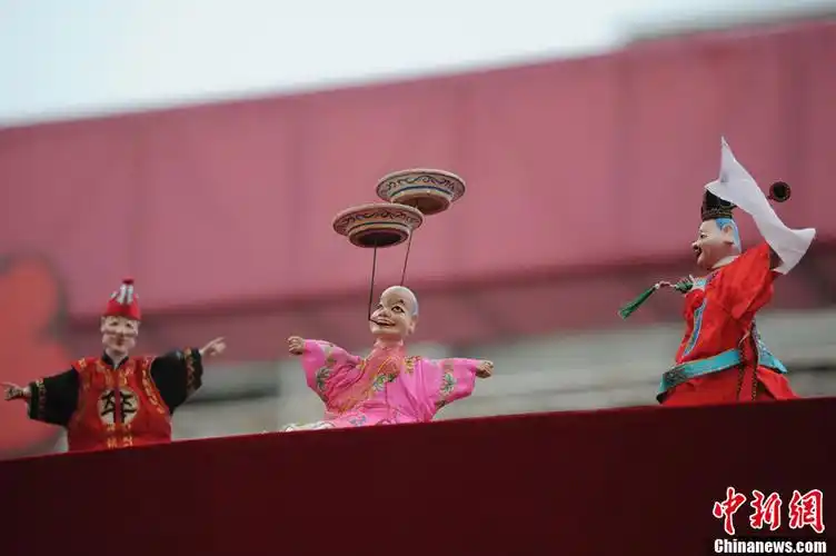 成都国际木偶节福建漳州布袋木偶戏受亲睐
