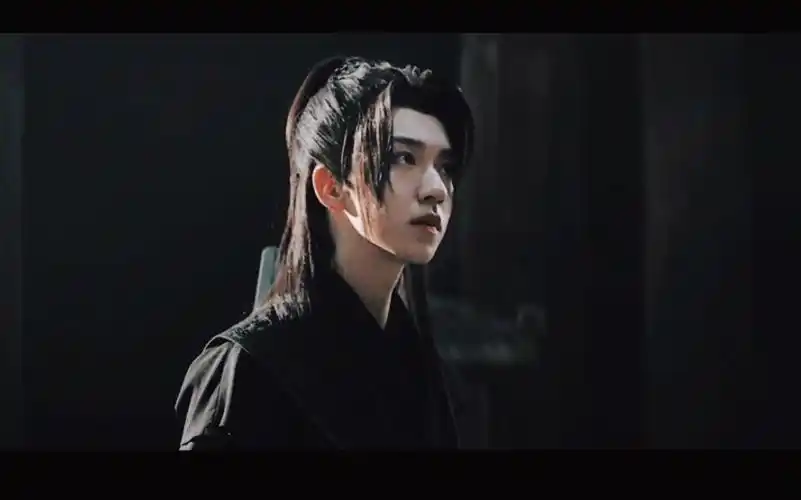 【贺峻霖】这张脸也太适合英气的古装少侠了吧_哔哩哔哩_bilibili