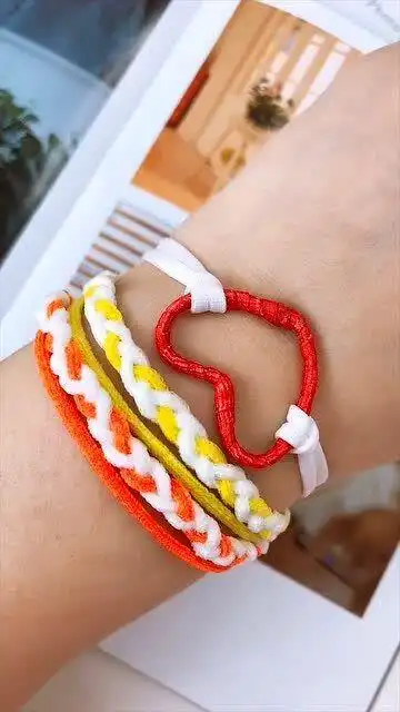 用戴过的口罩做闺蜜手链省钱有意义