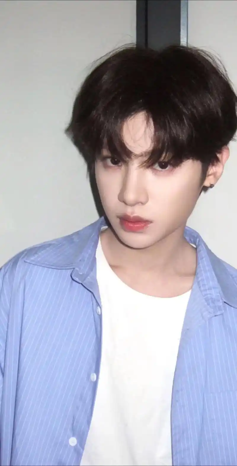 努拿闹木耶啵#黄明昊 #justin #韩剧男主照片 - 抖音