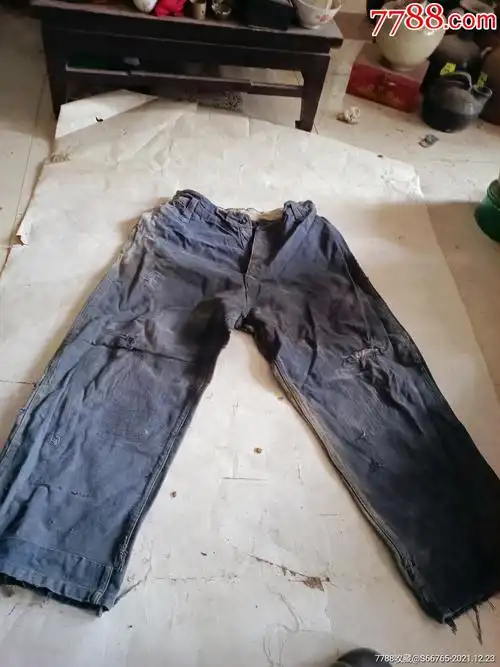 缩小更多"其他服饰"商品>>>>￥308品99怀旧50年代老手工补丁拼接布