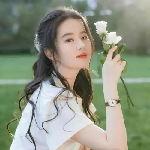 刘亦菲捧花头像##转运头像