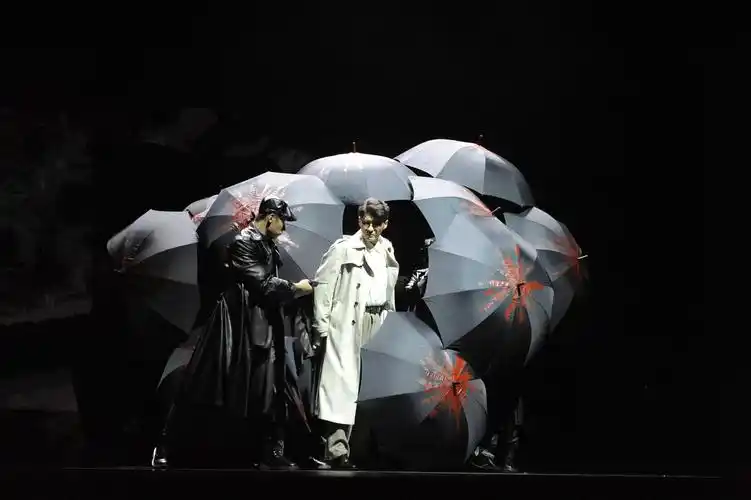 期待明天的轰鸣音乐剧追光者东营雪莲大剧院首演