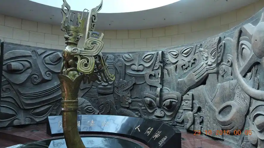 三星堆博物馆青铜馆第一展厅一览20161029