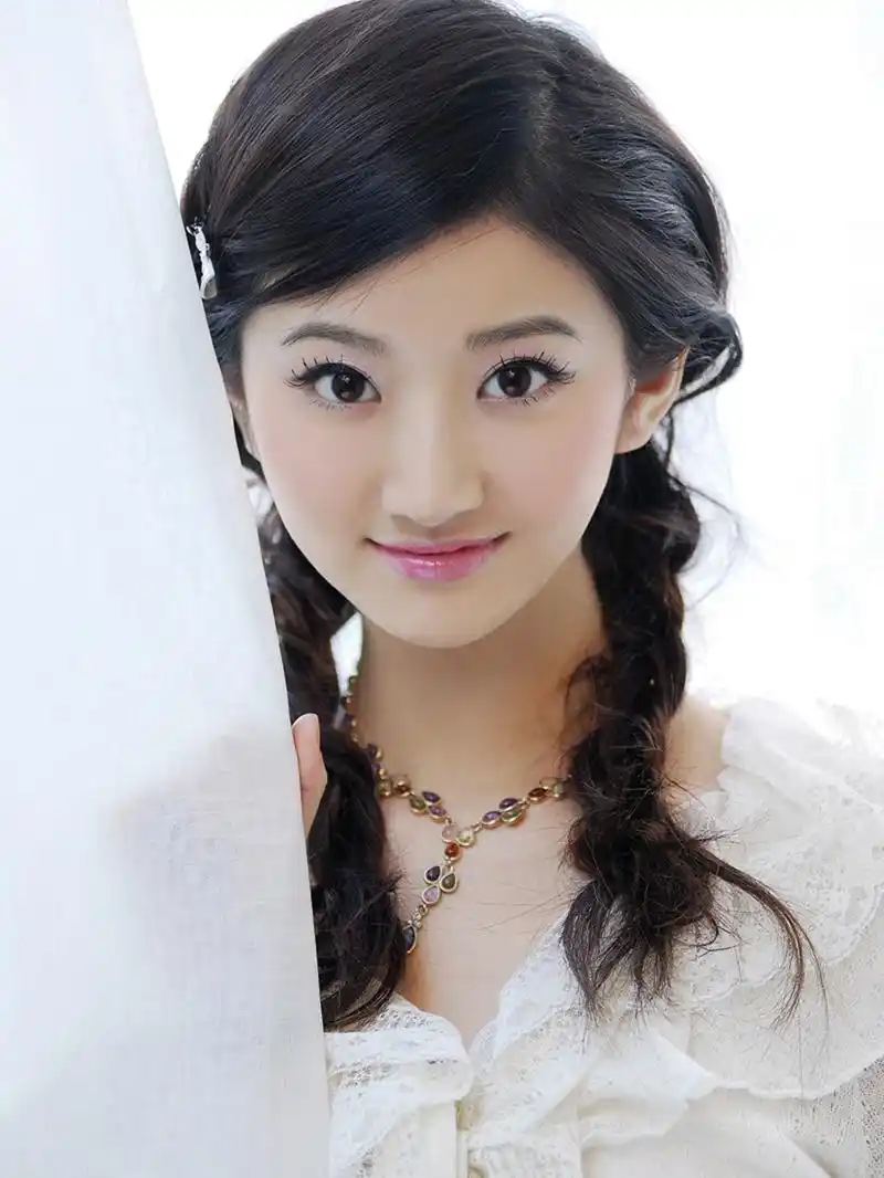 景甜,被誉为"人间富贵花",这些老照片你见过吗?