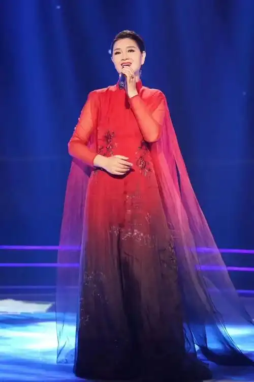 回顾降央卓玛我这辈子正确的决定就是为普通丈夫生了3个孩子