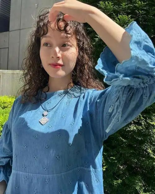 全头烫小卷,真洋气|发型|发蜡|卷发棒|齐刘海|卷发器_网易订阅