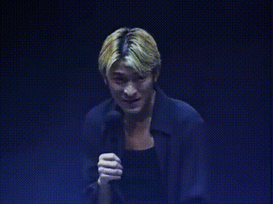 刘德华99年无法忘怀演唱会,他的金发帅爆全场