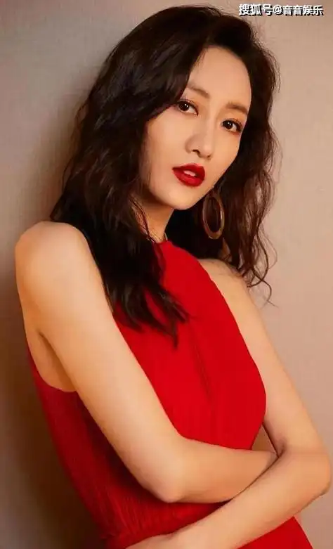 饱满有料41岁王鸥,性感迷人如20岁小妹!_魅力_年龄_观众