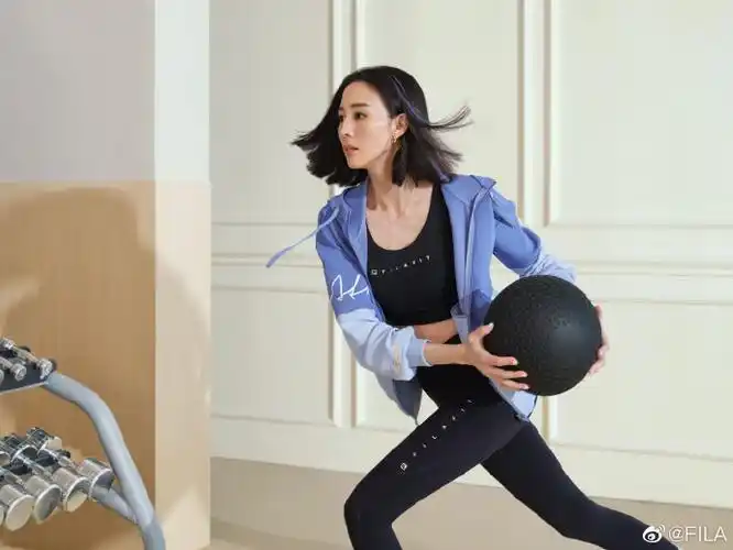 fila时尚运动代言人张钧甯##fila拿铁女孩