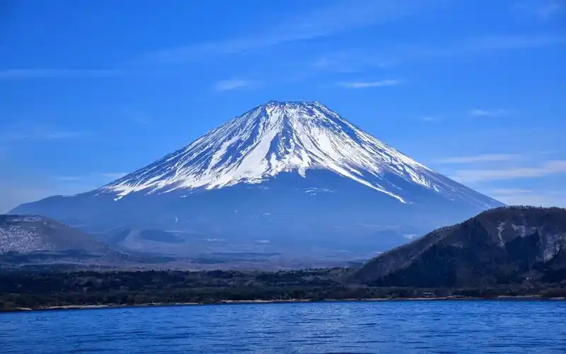 日本最高的山峰富士山,风景-回车桌面