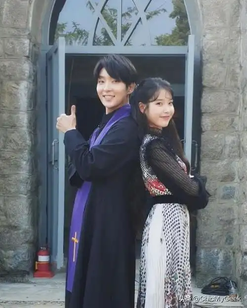 iu的人脉太吓人开演唱会金秀贤李准基朴宝剑汤唯全去了