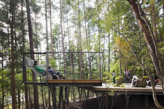林间木平台 座椅 悬挑