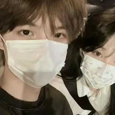 高质量很幸福的开心情头 一人一张高清真人情头合集_情侣头像_美头网