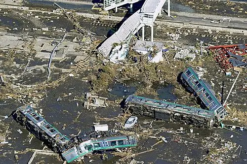 日本地震图片新闻