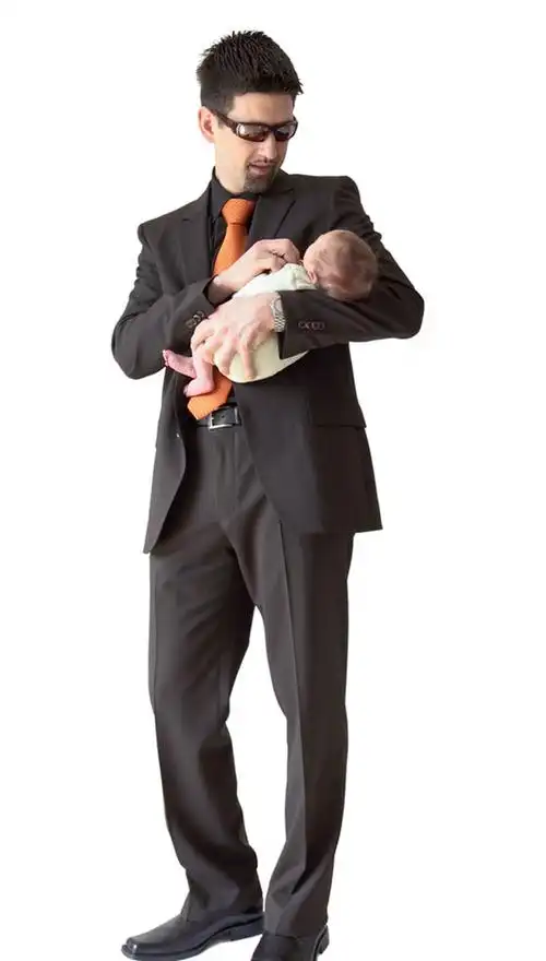 让宝宝静下来,爸爸责任重大