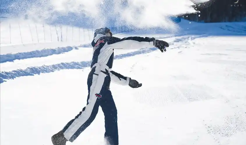 宋亚轩 纯白地 - 堆糖,美图壁纸兴趣社区