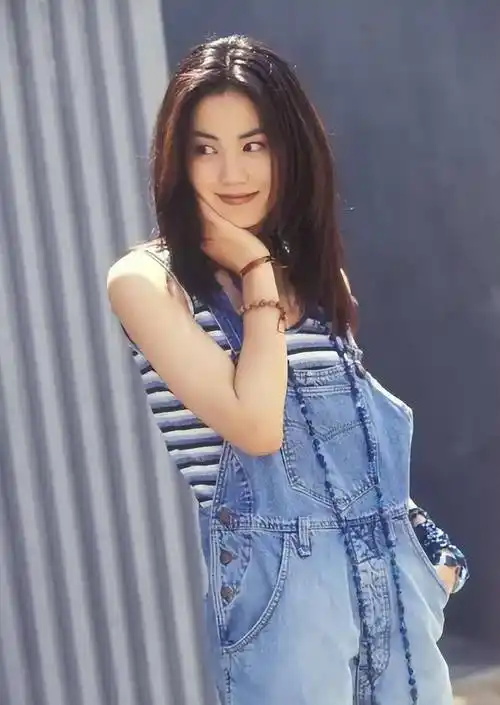 继邓丽君之后的四大天后,首首都是经典,最后一位让人缅怀至今_王菲