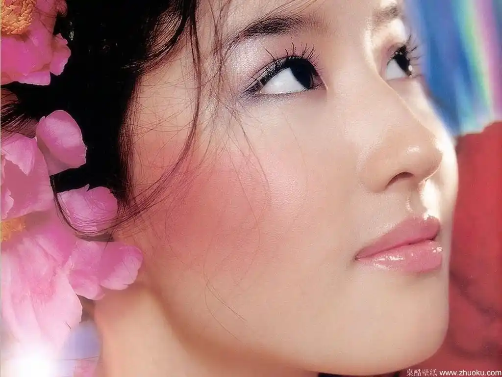 刘亦菲早期倾国倾城照,见过两张算你厉害!