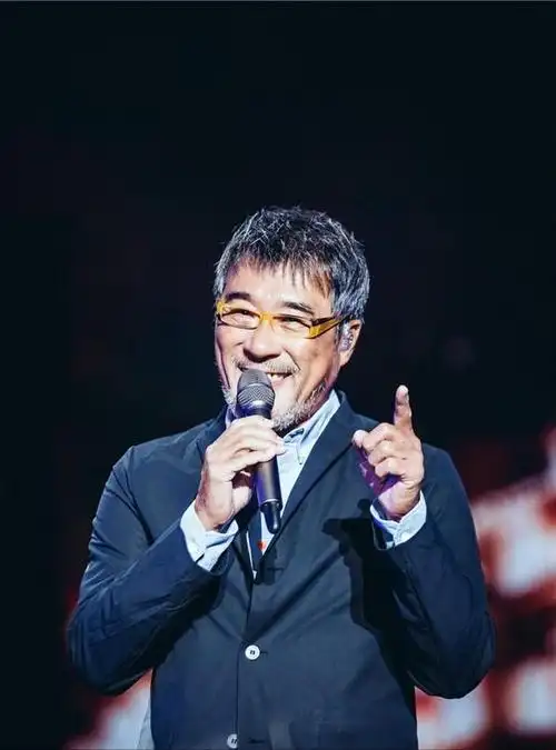 李宗盛凭借山丘爆红巅峰时期抛妻弃女如今他过得如何