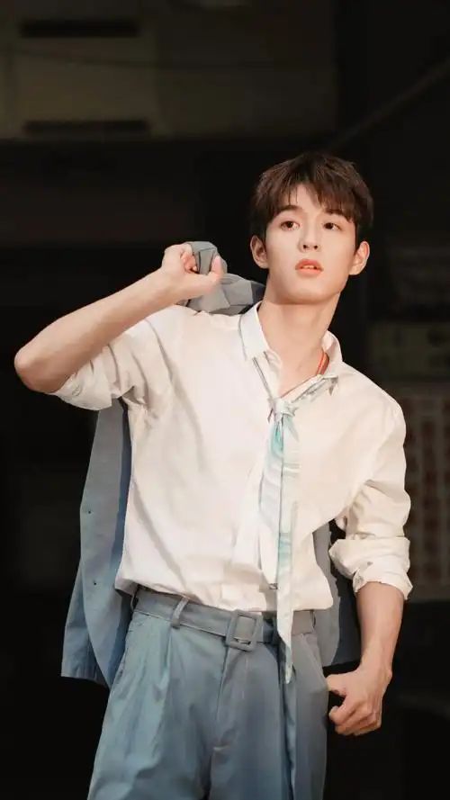 吴宇恒帅得好干净