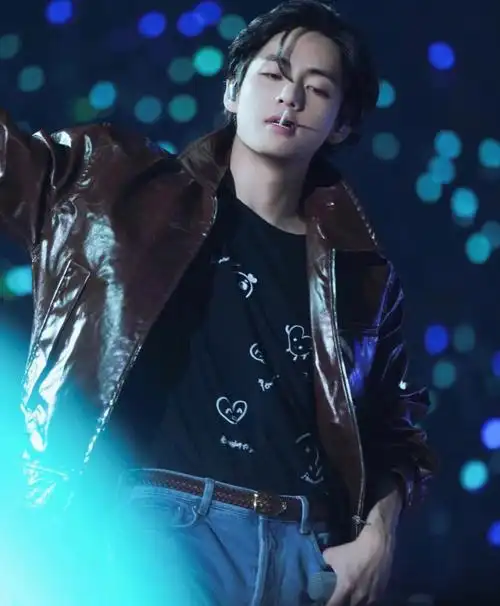 防弹少年团  #金泰亨  #神仙壁纸