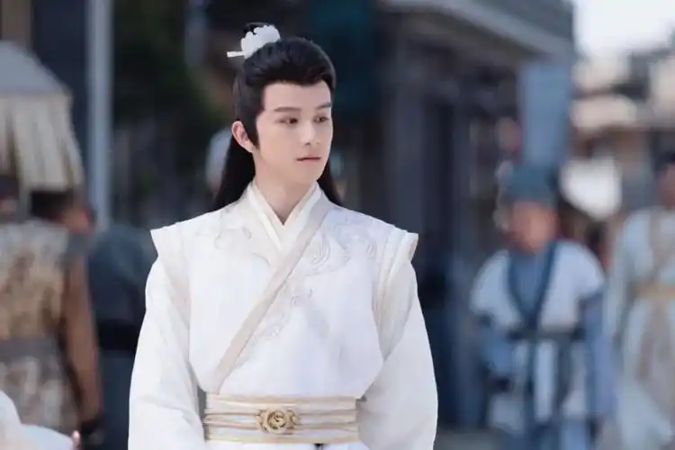 星专访漆培鑫夏日是限定可你却不是