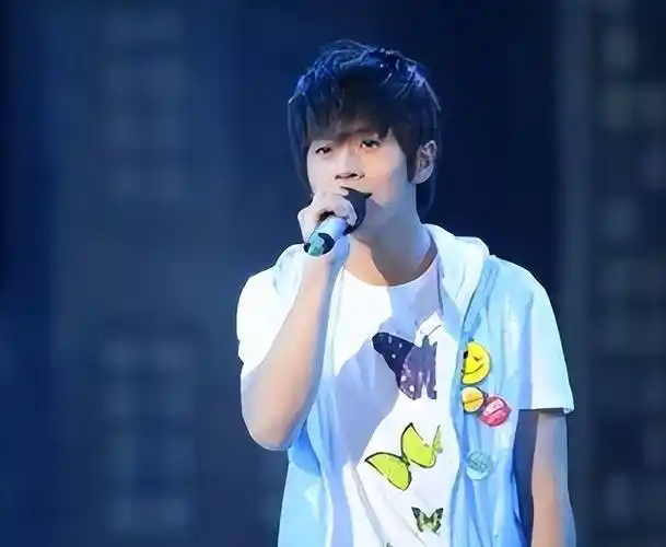 《快乐男声》10位歌手现状,张杰家庭事业双丰收,俞灏明令人惋惜