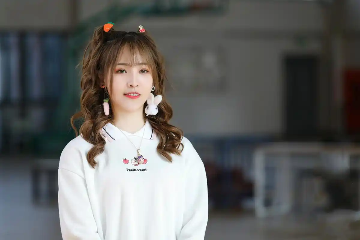 蒋申夏夜知君暖影视首秀深情献唱插曲不算孤岛