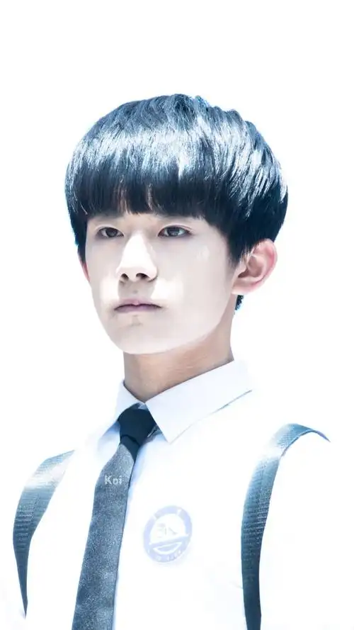 易烊千玺tfboys超少年密码拍摄花絮高清帅气